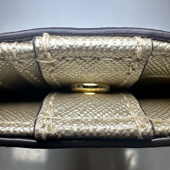 NEW Michael Kors Metallic Gold Bifold Wallet - Picture 9 of 10